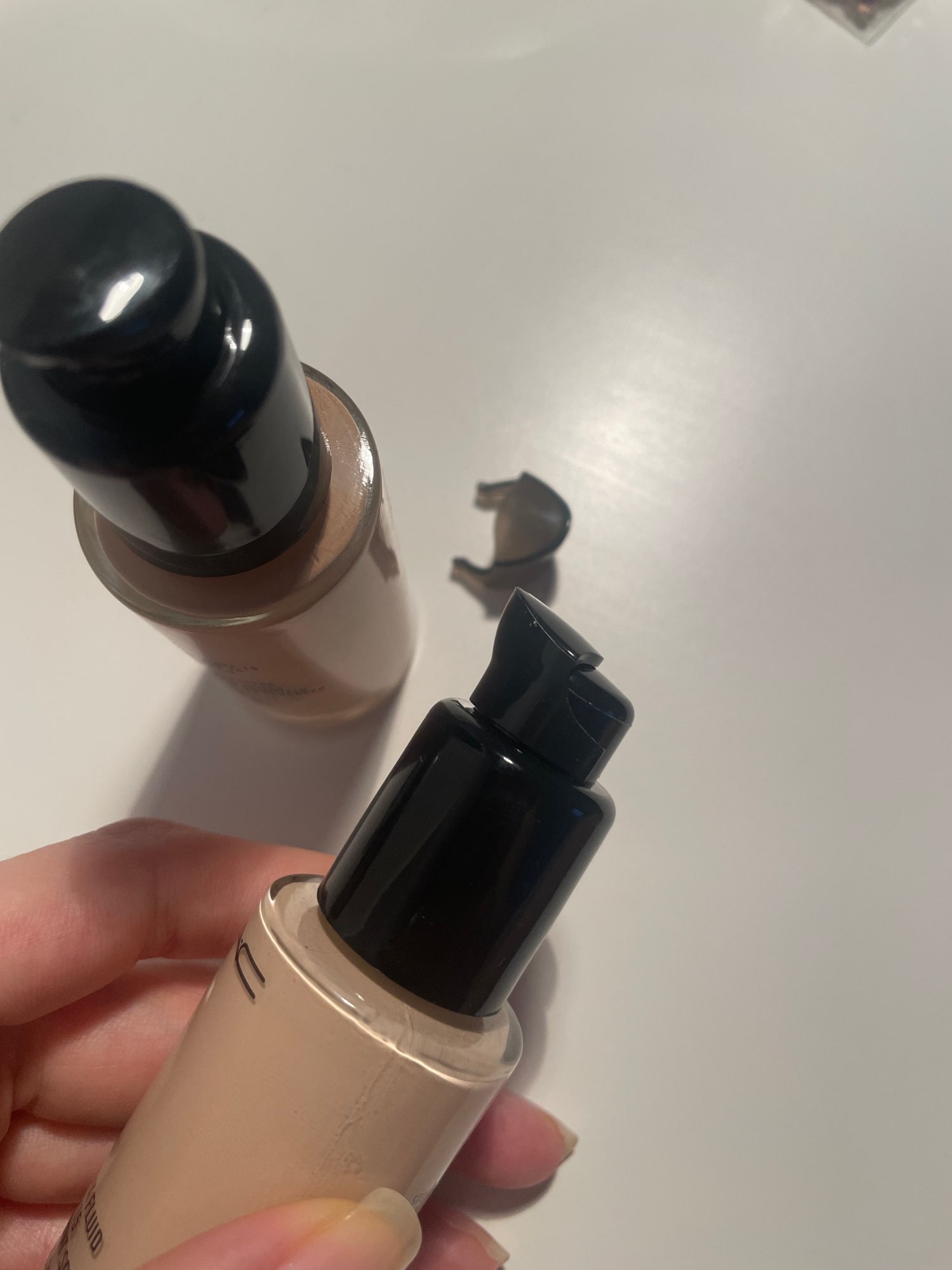 1 Pompe Distributrice à Pressi - Beauty Makeup Salon avis et prix